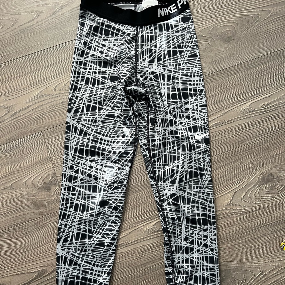 Nike pro leggings